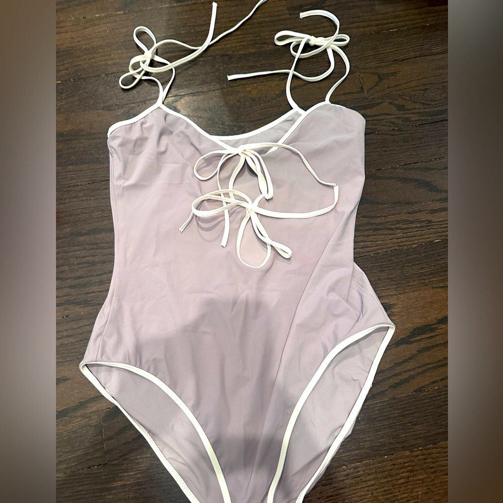 Karla Colletto swim size M